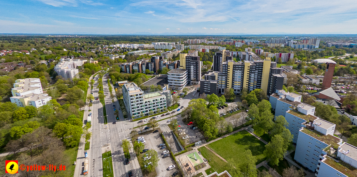 04.05.2023 - Luftbilder vom Marx-Zentrum uns seiner Umgebung in Neuperlach